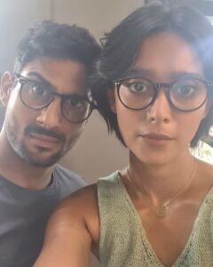 Sayani Gupta Instagram - @4moreshotspls BTS 
#J&Dee 
Pratu & Me
Jeh, J and D.

Damini House Day1

#seasonthree

@_prat @joyeetacruises