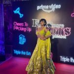 Sayani Gupta Instagram - Last night’s moods! @4moreshotspls premier/launch night! 21.10.22 Part 1 With the partners in shots! @maanvigagroo @banij @iamkirtikulhari @_prat @joyeetacruises