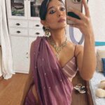 Sayani Gupta Instagram - Been an admirer of @chandrakantofficial creations! He designed costumes for #ps1 & #ps2 Creates magical costumes for Bhansali. He designed this saree for me & created this in a day! Thank you CK! 🤍 Also @shareendeosthale @bhuvanarora27 😘 I styled it with forever favourite @amrapalijewels 🌸