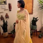 Sayani Gupta Instagram - Shoshti 💚💛