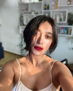 Sayani Gupta Instagram - Before
After

@paloshell ❤️