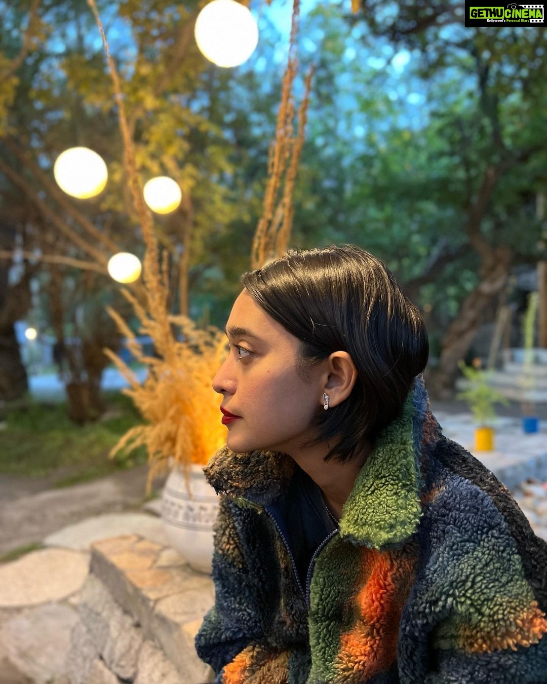Sayani Gupta Instagram - Moods waiting for food #ladakh Hundar, Leh
