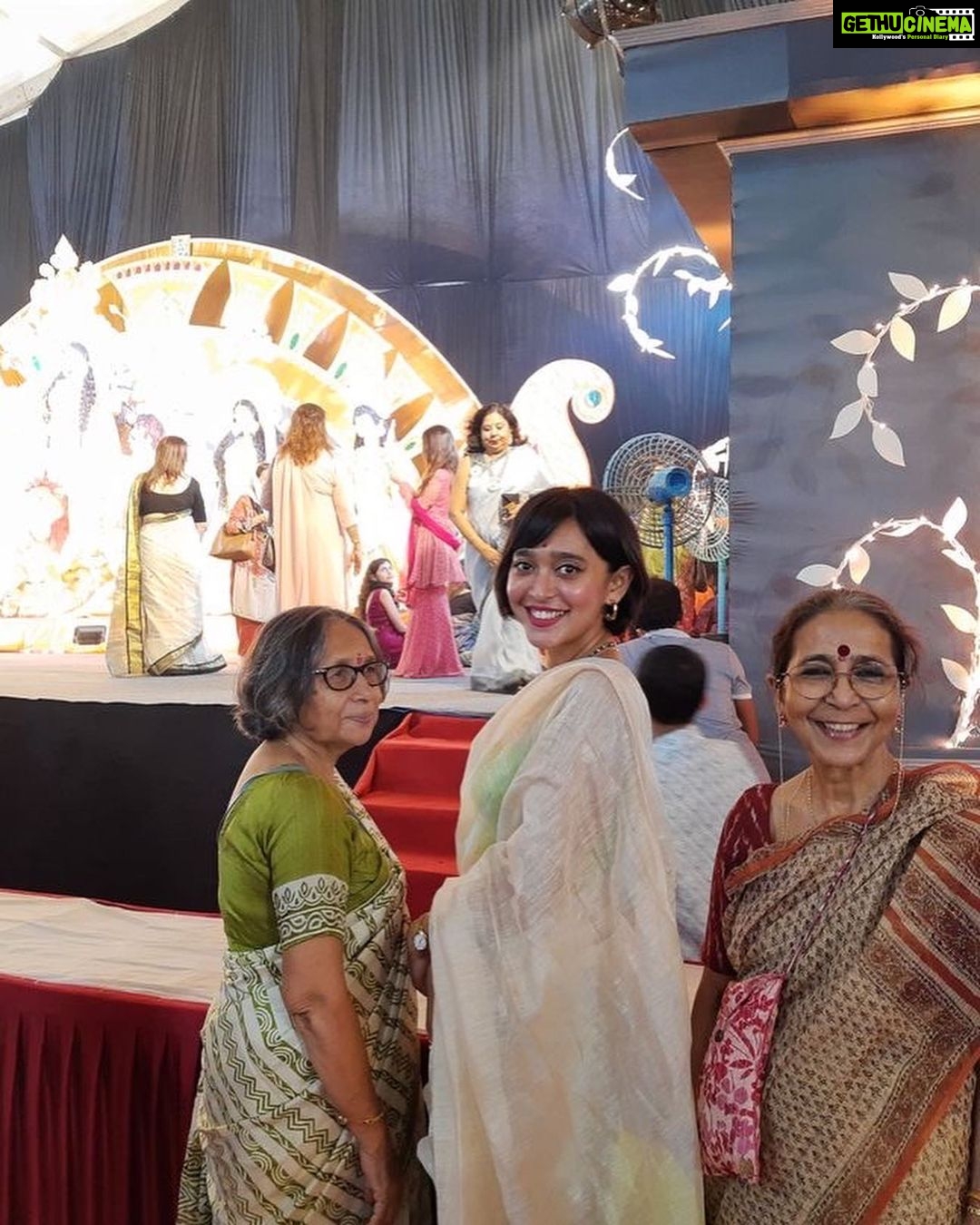 Sayani Gupta Instagram - Shoshti 💚💛