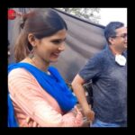 Sayli Patil Instagram - @mohitchauhanofficial यांच्या आवाजातलं, ए.व्ही.प्रफुल्लचंद्र यांनी संगीतबद्ध केलेलं हे गाणं .. “आशेच्या भांगेची नशा भारी... घर, बंदूक, बिरयानी...” @nagraj_manjule @sayaji_shinde @akashthosar @sayliipatil @zeestudiosofficial @shariq_patel @mangeshcoolkarni @meashwin @mohitchauhanofficial @hemantawtade @bhushanmanjule @gargeekulkarni @priyanka.dubey4 @kutubinamdar @vikram_amladi @ganeshacharyaa @vaibhavdeshmukhpoetry #PravinKuwar #Vivek Naik #SantoshBote @mangeshshirke74 #RahulChitnis @anmolbhave @sheshrajmanjule @gadekar616 @avprafullachandra @aatpatproduction @zeemusicmarathi @zeemusiccompany @zeemarathiofficial @zeetalkiesofficial @ZeeYuva @zee5marathi @zee5 #ZeeStudios #GharBandookBiryani #GBB