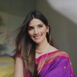 Sayli Patil Instagram - मंगल देशा, पवित्र देशा, महाराष्ट्र देशा प्रणाम घ्यावा माझा हा श्री महाराष्ट्र देशा 🙏😊 महाराष्ट्र दिन व कामगार दिनाच्या खुप शुभेच्छा. #महाराष्ट्र#महाराष्ट्रदिन