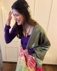 Sayli Patil Instagram - Sparkles. Colours. Lights. Smiles. 

 Happyyyy Diwali you all ✨♥️