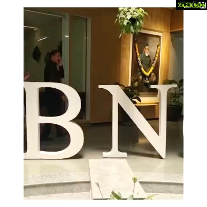 Sayli Patil Instagram - 🫶!! B.N.C.A. This place !! My college!! Feels like coming back home. Few years back I was spotted and shortlisted for the film Sairat at this campus. Then a new journey began.. Became an Architect and an Actor. BNCA is special. ♥️ This gives me immense pleasure to be called as a guest here. Thank you for inviting me @mahesh_bangad @dr_anurag_kashyap_bnca @bncaofficial ☺️ #grateful#nostalgic Dr. B.N.College of Architecture