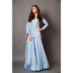 Sharmin Segal Instagram - #udhalsongoutnow *Ting ning ning* ☺️💃🏽💃🏽💃🏽 Thank you @anitadongre for this lovely outfit 💙 👗: @anitadongre @stylebyami @bhanavimathur @tanyamehta27 💎: @anitadongrepinkcity 💄: @loveleen_makeupandhair 💇🏽‍♀️: @hairbyhaseena 📸: @kvinayak11 ☕️: @mer_rohit_4242 #Malaal