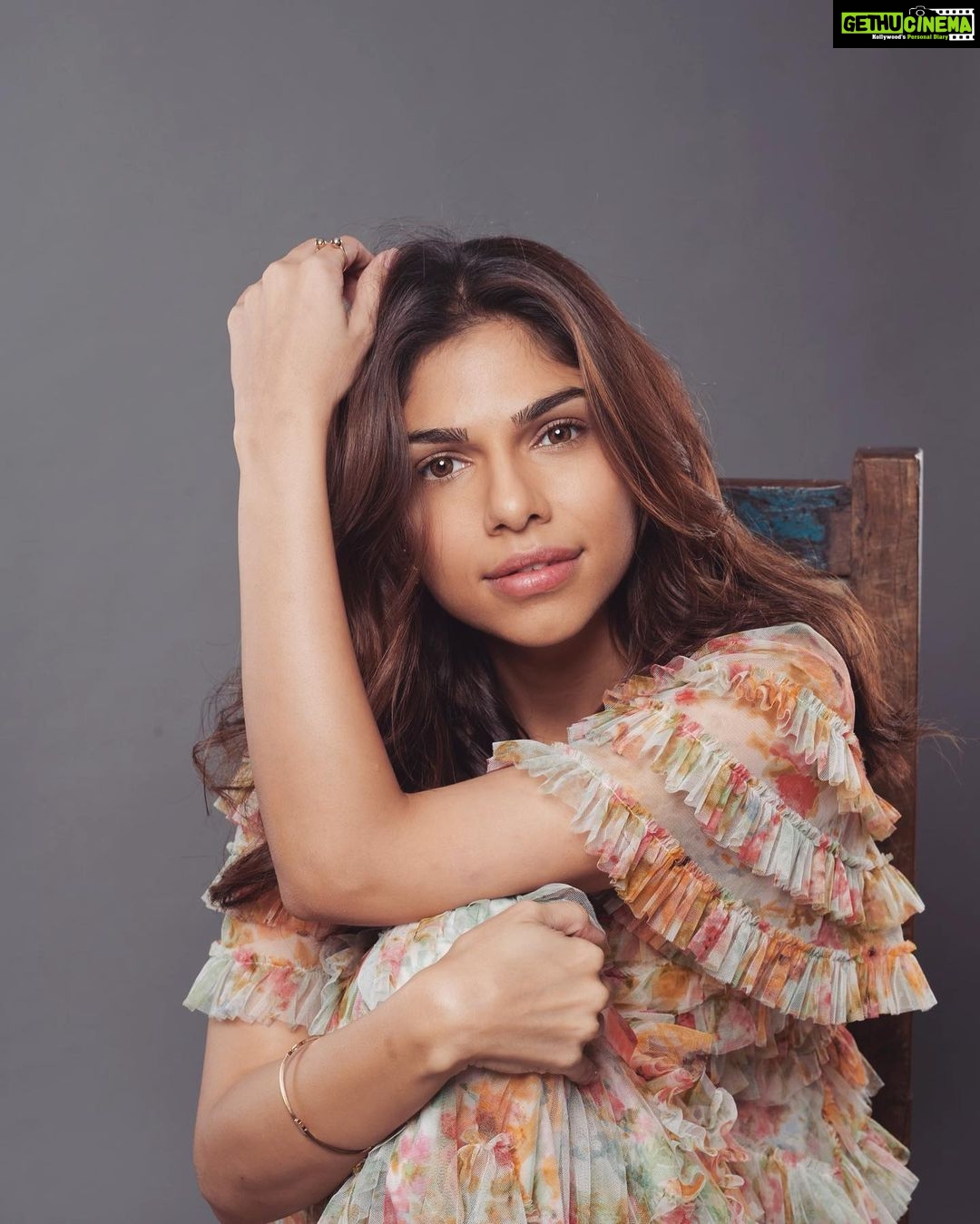 Sharmin Segal Instagram - Begin to believe in the power of your thoughts 🧠🦄