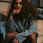 Sharmin Segal Instagram - Your hair is not always perfect, neither is life! #embracethemess #bedhead ☺️ @pehelaggarwal @esther_hmu @devs213 @niharikavaggarwal @kimberley.fernandes @mer_rohit_4242