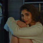 Sharmin Segal Instagram - There is a light in every fridge for a reason… #midnightsnacking 🤭 📸: @pehelaggarwal