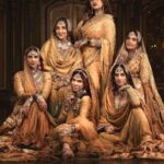 Sharmin Segal Instagram - This charming world of Sanjay Leela Bhansali awaits your presence at #Heeramandi! Coming soon only on @netflix_in! #SanjayLeelaBhansali @bhansaliproductions @prerna_singh6 @m_koirala @aslisona @aditiraohydari @sharminsegal @therichachadha @iamsanjeeda @netflix_in @sudeepchatterjee.isc @limaye.mahesh @rimpleandharpreet @subratachakraborty706 @amitsray @damakeuplab @shreyaspuranikofficial @shriparamanijewels @iamkrutimahesh @mitaksharakumar