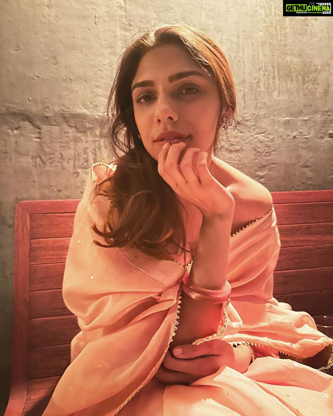 Sharmin Segal Instagram - On Wednesday we wear pink 🐷
