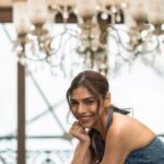 Sharmin Segal Instagram – How do you express appreciation for the people you love?? 🤔

Comment ⬇️ AND WATCH
💗 #atithibhootobhava 💗
23rd September on @zee5 

Styling: @devs213 @krutikaa_sharma 
Make up: @mua_dipak_nayak 
Hair: @hairstylist_madhav2.0 

📸: @shubhammandhyanphotography 

Support system: @kimberley.fernandes