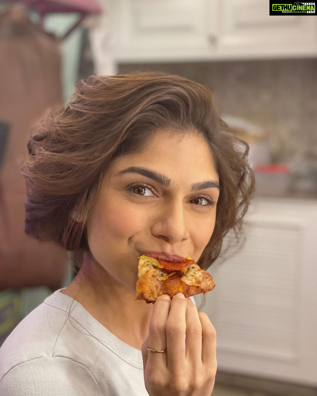 Sharmin Segal Instagram - Iām into fitness ā fitness whole pizza in my mouth š· š #pizzalover