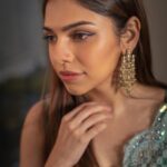 Sharmin Segal Instagram – In @rimpleandharpreet for @nmacc.india 🥰
#indiainfashion 

@shriparamanijewels 

  @makeup_artist_dipak_nayak_  @radhikayadav_24  @kavuyadav81  @kakali_das_photography