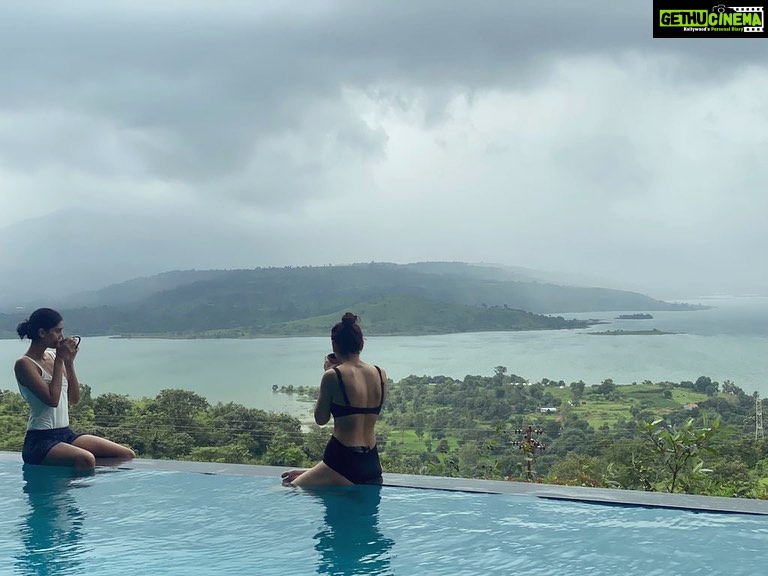 Sharmin Segal Instagram - Photo Dump ;) weekend with the best views! ⛰ + 🐕 = 🥰