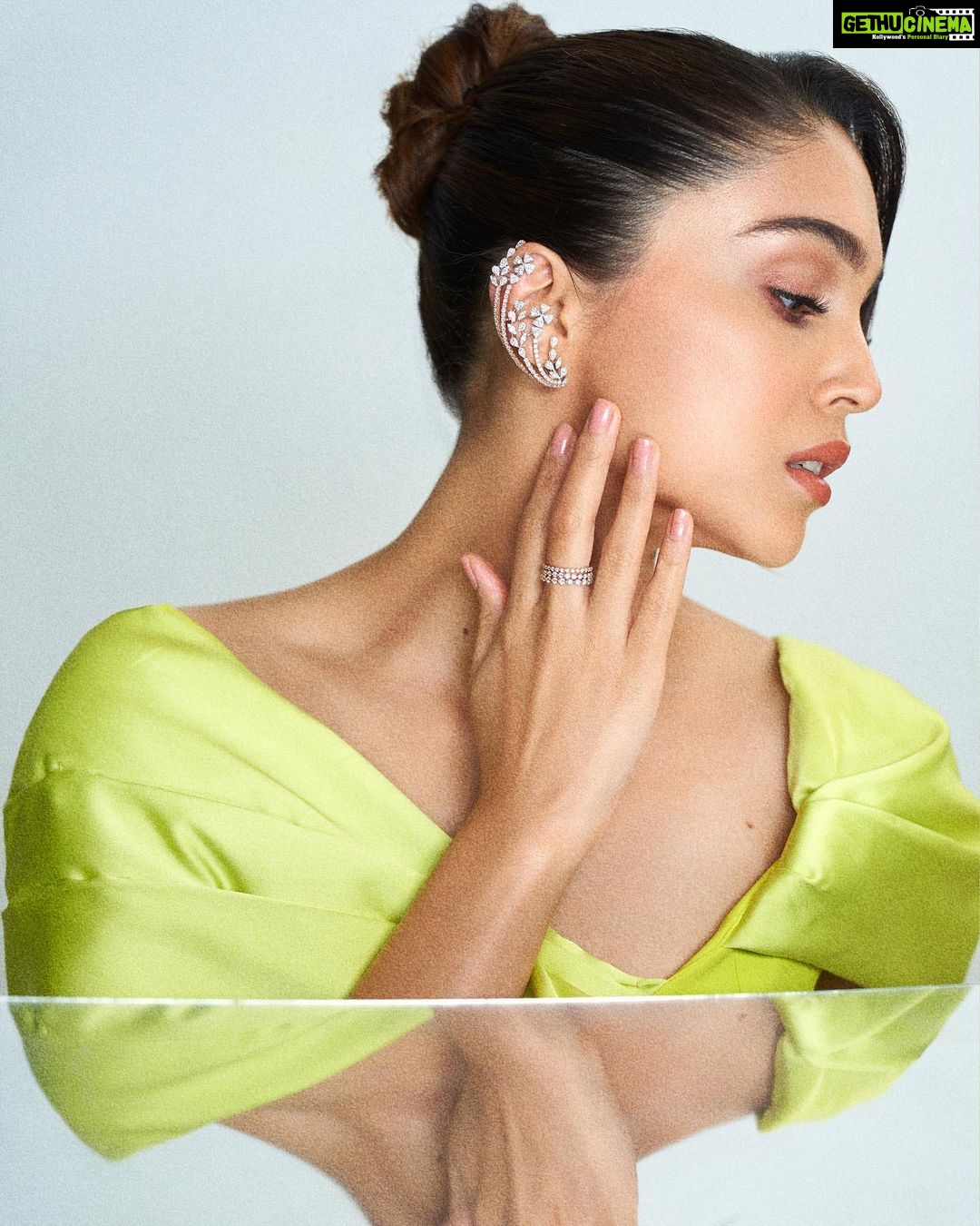 Sharvari Wagh - 41K Likes - Most Liked Instagram Photos