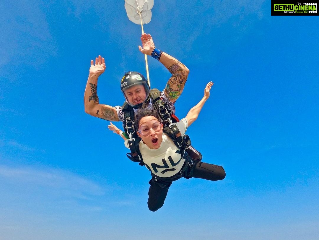 Sheen Dass Instagram - Flying … This time .. out of the plane . 😨😁❤️… . Took a 13,000 ft sky dive in Dubai .. . #skydive #sports #adrenaline #tranquil Skydive Dubai