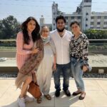 Sheen Dass Instagram - 🌸 का ✨ का, सबका कहना है .. एक हज़ारों में आपकी बहनाZz है . 😝😘 . @swatidass @dr.shihiji.d.s . Happy RakshaBandhan 🤗 . @bhat.varun7 . #rakshabandhan