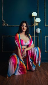 Sheen Dass Instagram - #fashion #bts #shoot with @sheendass for @zeel_ritu_agarwal 

Team 
📸 @being_flamingo @flamingo.productions 
👨🏻‍💻 @_nadar_2.0 
Hair & Makeup @mayurinalli_h_mua 

#flamingoproductions #fashion #fashionstyle #phootgrapher #cinematographer