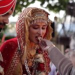 Sheen Dass Instagram – “khaanmaej koor” always ❤️.
It’s not just a reel .. Running emotions then and now ..
.

.
#khanmajekoor #kashmir #wedding #kashmiri #ritual #srinagar #bride #weddingday #family #celebration #love #rosheen #sheendass #reels #ınstagood #explore #indianwedding #newbeginnings