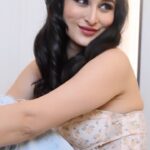 Sheen Dass Instagram - Here’s my first Photoshoot 2023🧚‍♀️💕 Team .. Hair - @siddhi_hairstylist Photography- @ayushreetari.films Makeup and studio - @anshulsaraogi_mua . . #photoshoot #makeup #hairstyles #reels #instagram #happy #shooting