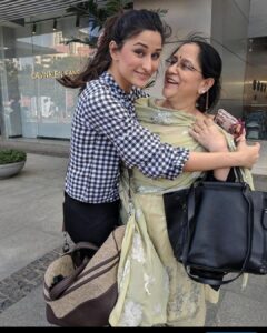 Sheen Dass Instagram - Love you the mooooosssssstttt . 
Happy birthday Ma ❤️ .
@savitadass 🎂