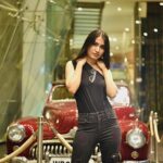 Sheena Bajaj Instagram - Memories r timeless treasures of the heart ❤️ had a wonderful time ….😍 Family is everything @anjubajajcasting @riyabajaj_photography @rajesh_bajajphotographer @rohitpurohit08 ✨ ty so much for ur wishes n love pls like share n subscribe to sheena Bajaj official on YouTube to gimme more ❤️ n new video is up link in bio go checkout the new video on my channel 👉🏻 https://youtu.be/_YWMUlyK63E Sofitel Mumbai BKC