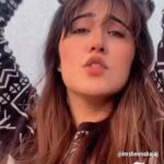 Sheena Bajaj Instagram - Sky is falling down 🌟 but it’s everybody time to shine when the time is right 🙌🏻so believe in ur self Girls n all the women out there !!!!!!
