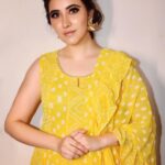 Sheena Bajaj Instagram - Happy Dussehra! 🌸 outfit by @_laabha_ makeup n hair @monashairandbeauty 📷 @riyabajaj_photography
