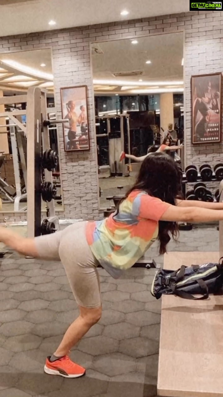 Sheena Bajaj Instagram - Everyday I’m husling ☄️ Strength partner @muscleandstrengthindiaofficial