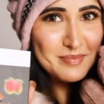 Sheena Bajaj Instagram - The most wonderful time of the year has come but we all need to make sure are skin moisturised & protected from the chills. The skin on our lips is the thinnest & most affect by the weather that causes chapping & dryness protect your lips with Jadoo moisturising lipbalm. Get 60% off on Jadoo Luxury Lipbalm this winters . Shop Now ! Use code WINTER #winters #wintersale #sale #januarysale #organic #skincare #ayurvedic #ayurveda #luxuryskincareproducts #lipbalm #lipgloss #lipbalmcollection #sheabutter #cocobutter