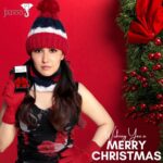 Sheena Bajaj Instagram - Wishing you & your family lots of happiness , love & prosperity ! @jadoocosmetics #merrychristmas #christmasgifts #jadoolipbalm #lipbalms