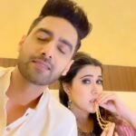 Sheena Bajaj Instagram - Kasoor sab aapka hai…❤️❤️ #reels #husbandandwife #love