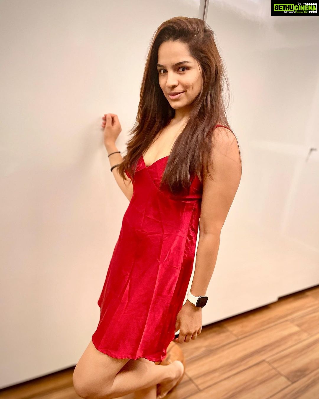 Shikha Singh Instagram - Never waste a good hair day- She said 🥰