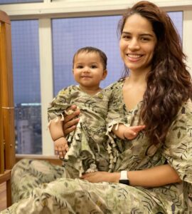 Shikha Singh Instagram - Oh she’s such a drama queen & im loving it, along with these super comfortable kaftan pyjama sets of ours from @little_dreams_india. 

Haye Ram Twinning ka hai zamana 🤪❤️ Thanks 🤩