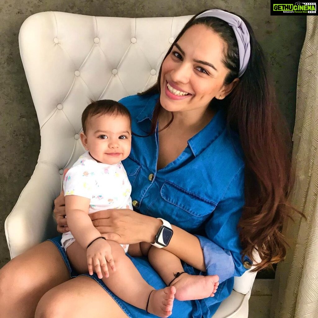 Shikha Singh Instagram - U brighten our day with your smiles & giggles & I can’t thank God enough for sending you in our lives ❤️ #gratefulthankfulblessed #alaynasinghshah