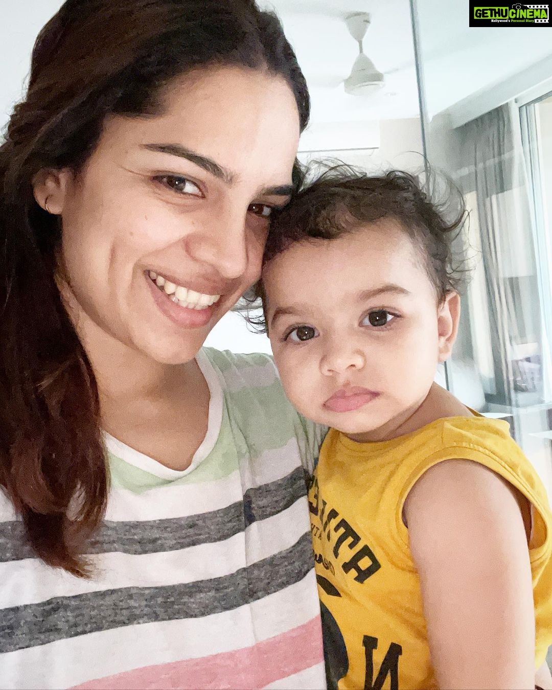 Shikha Singh Instagram - I feel I’ve become more stronger after becoming a mother & sometimes I literally feel like a Superwoman! ❤️ Has it happened to you too ?? 😃 #mom #momlife #baby #babygirl #girl #blessed #grateful #timeisflying #ifeelgood #alaynasinghshah #shikhasingh #motherdaughter #alwayswantedagirl