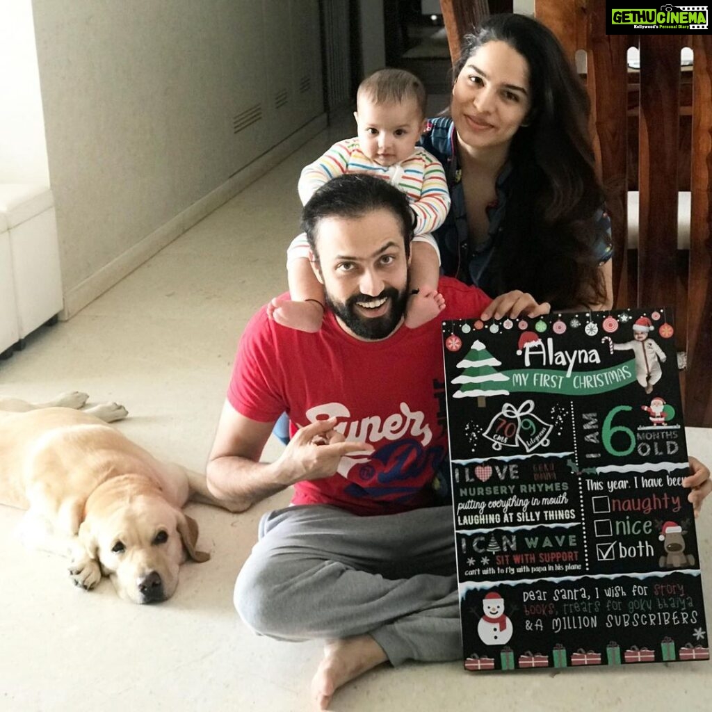 Shikha Singh Instagram - Ho ho ho! Wishing you all a very Merry Christmas 🎄 🎅 A big thank you to @ezyprints for this amazing Xmas gift board for Baby Al @alaynasinghshah 🥰🙏 #festivals #christmas2020 #santaclausiscomingtotown #goodtimeswithgoodpeople #family #friends #livinglifetothefullest #littlethingsmatter #enjoy #cherish #blessed #thankful #bekind #behappy #besafe #godbless