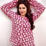 Shikha Singh Instagram - When u wake up feeling cute 🥰 Thank you @littlelove_sr for this comfy nightsuit 🙏