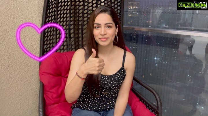 Shikha Singh Instagram - Taking your baby with you on Indian roads can be scary if you don’t have the right car seat. This after doing research we chose the best among all car seats for @alaynasinghshah Luvlap Sports Car Seat is equipped with all essential qualities so that I & Alayna can enjoy those family getaways & weekend trips. Luvlap Sports Car Seat has : ✅ Highly safe 5 point safety harness ✅ Certified with European Safety Standard ECER44/04 ✅Can be used both as Rearward facing & Forward facing Car seat with 3 position Height adjustable headrest, hence can be used with a growing baby. Link to Amazon: https://www.amazon.in/dp/B01MAWPL3Q/ref=cm_sw_r_cp_api_glt_fabc_THMC00AYQC1TZZ83975F Link to @luvlap.in website: https://www.luvlap.com/products/luvlap-sports-convertible-baby-car-seat-blue/ #luvlap #babycarseat #babygear #babysafety #safetyfirst #harmaakilifeline #mommyinfluencer #toddlermom #toddlersofinstagram #toddlerlife #toddlermomlife #mominfluencer #momlife #momlifebelike #momswithluvlap #carseat #babygirl #seat #car #mumbaimoms #girl #girlsarethebest #luvlapproducts