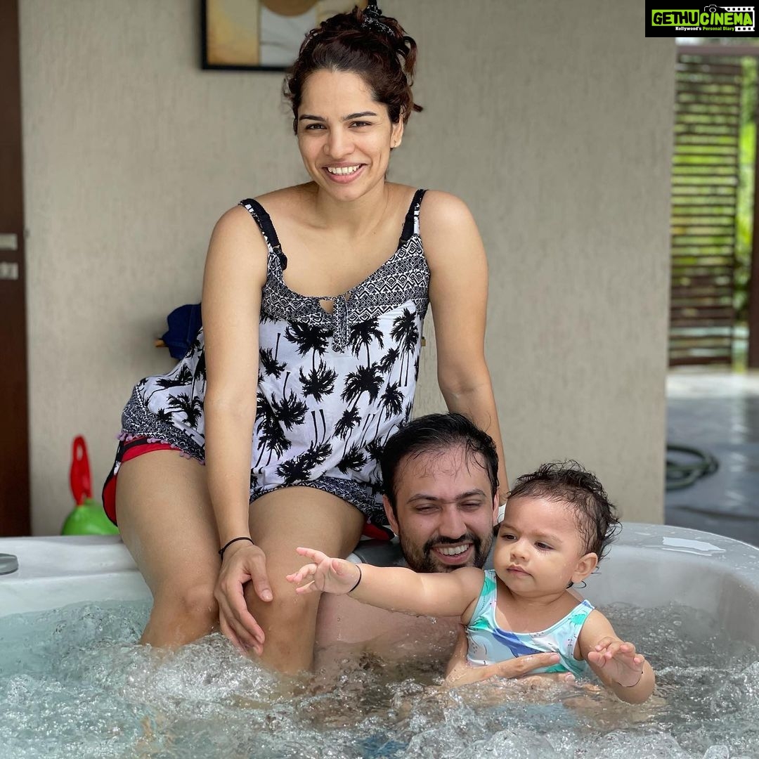 Shikha Singh - 53.5K Likes - Most Liked Instagram Photos