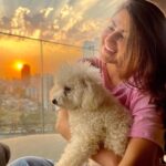 Shivaleeka Oberoi Instagram – A beautiful sunset and a girl who overdid the selfies! 🤭🐶💕☀️
Swipe till the last slide 🤪
