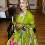 Shivaleeka Oberoi Instagram – Mehendi laga ke rakhna..💕🦋✨

@alixeeshantheaterstudio @dollyouup_bys @instarids @ajewelsbyanmol