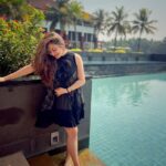 Shivaleeka Oberoi Instagram - Just a happy girl in her world. ☀️🌊🍃