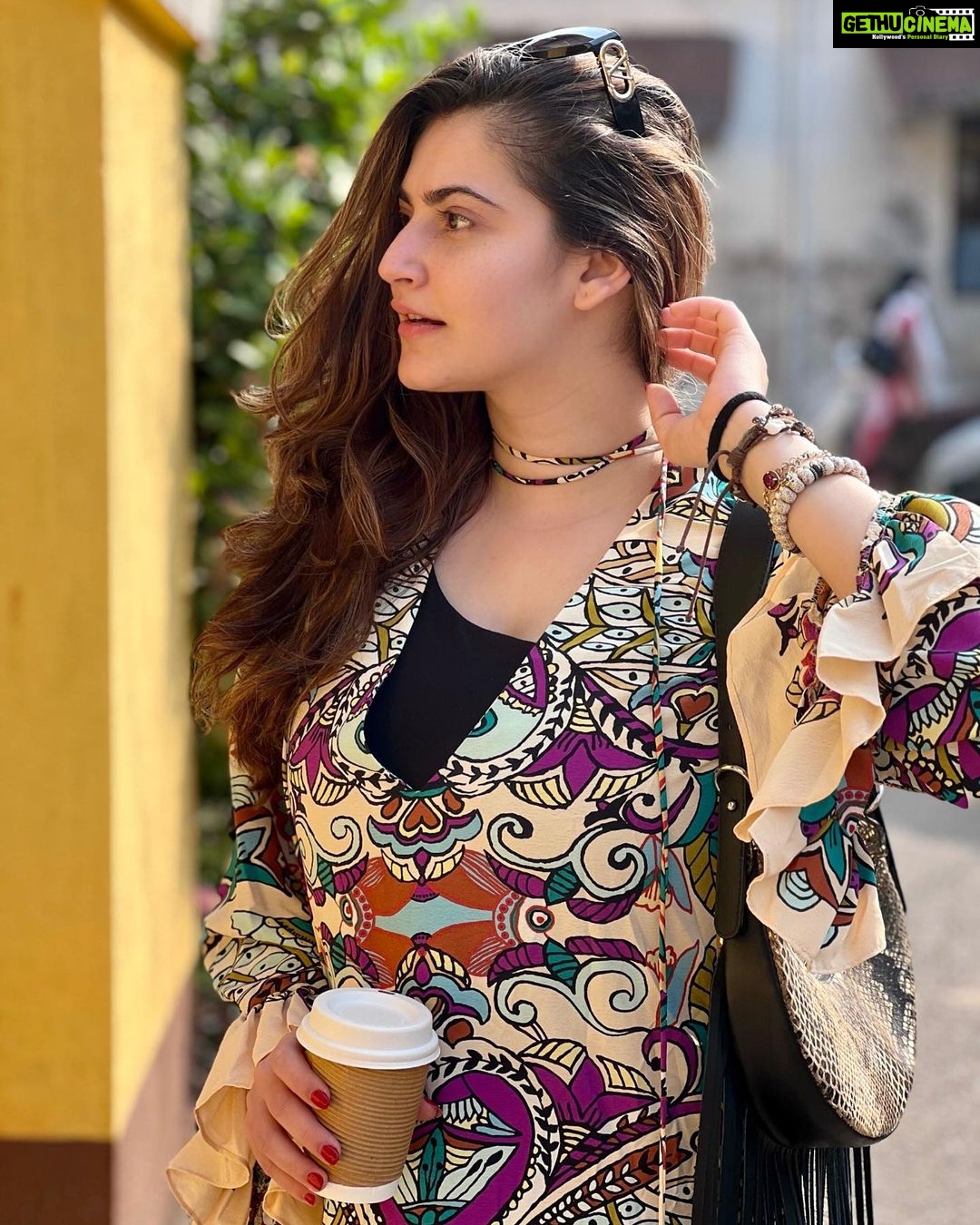 Shivaleeka Oberoi Instagram - A cup of hope in a world full of chaos! ☕️♾️
