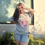 Shivaleeka Oberoi Instagram - Tee is a whole mood. 🤤🍩