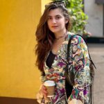 Shivaleeka Oberoi Instagram - A cup of hope in a world full of chaos! ☕️♾️