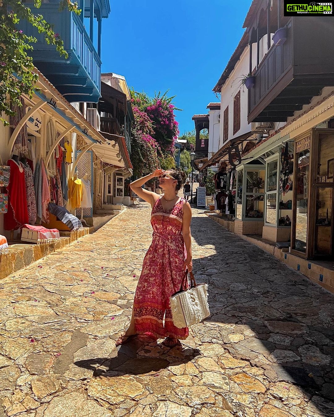 Shivaleeka Oberoi Instagram - Old Town Summer ☀️💕 Kaş, Türkiye
